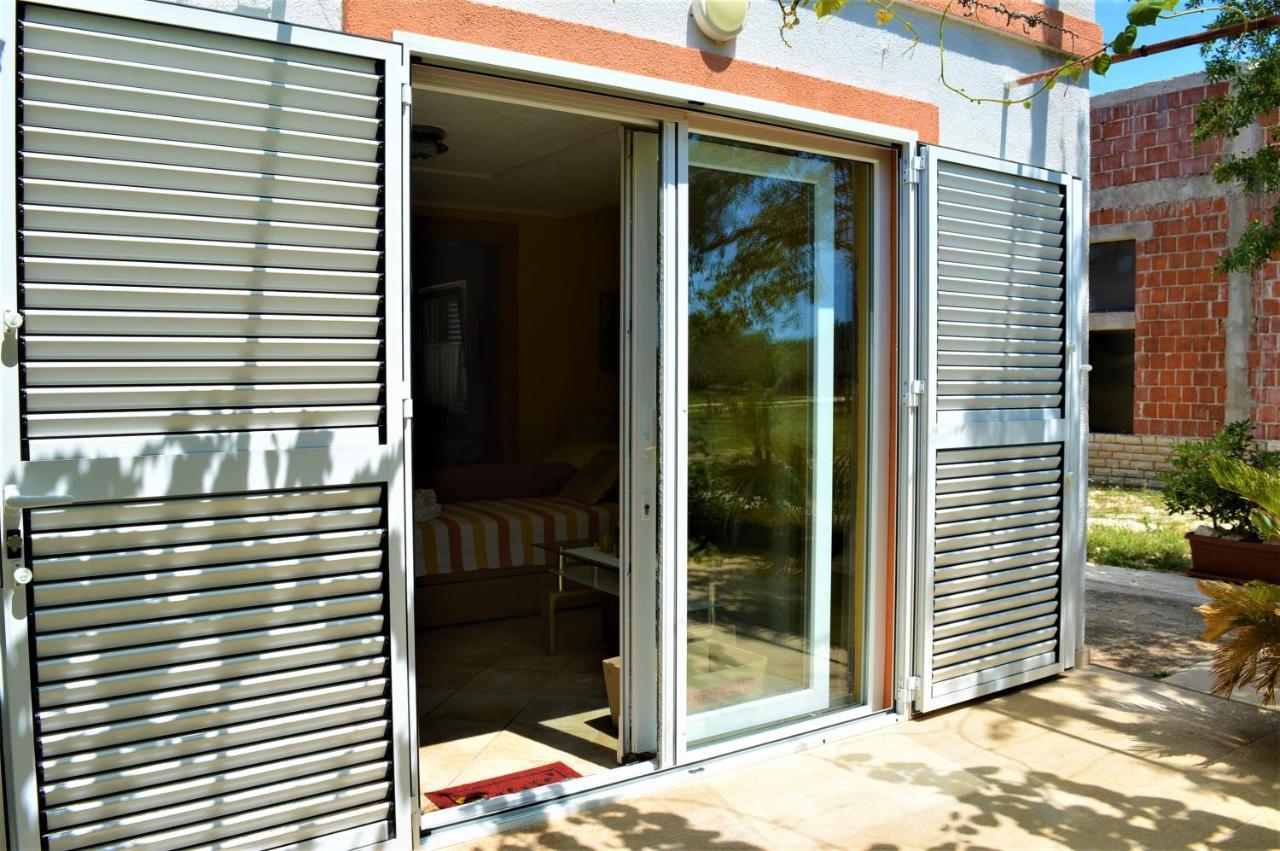 Studio Apartments Luka Biograd - เบนโควัส ภายนอก รูปภาพ