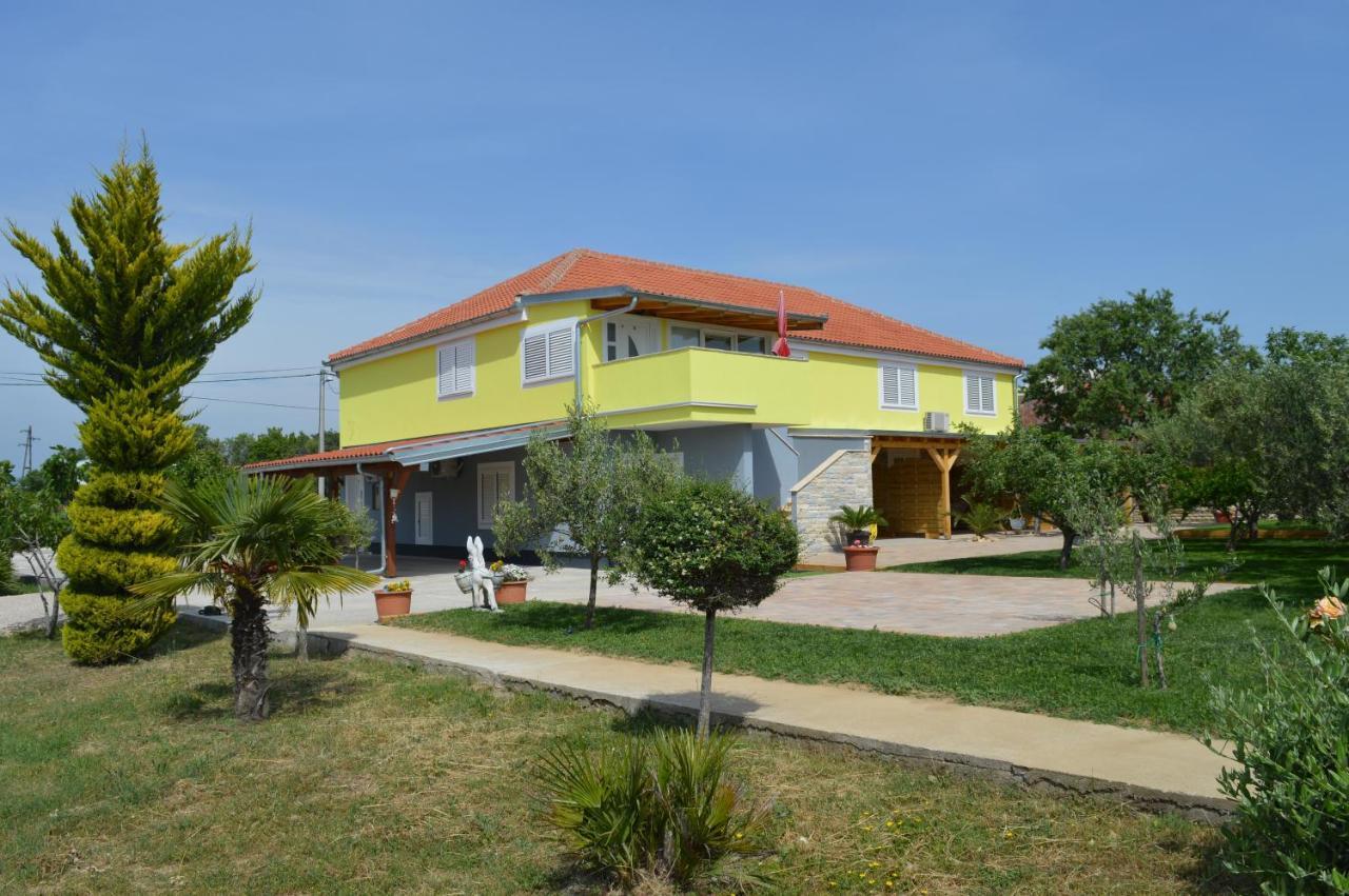 Studio Apartments Luka Biograd - เบนโควัส ภายนอก รูปภาพ