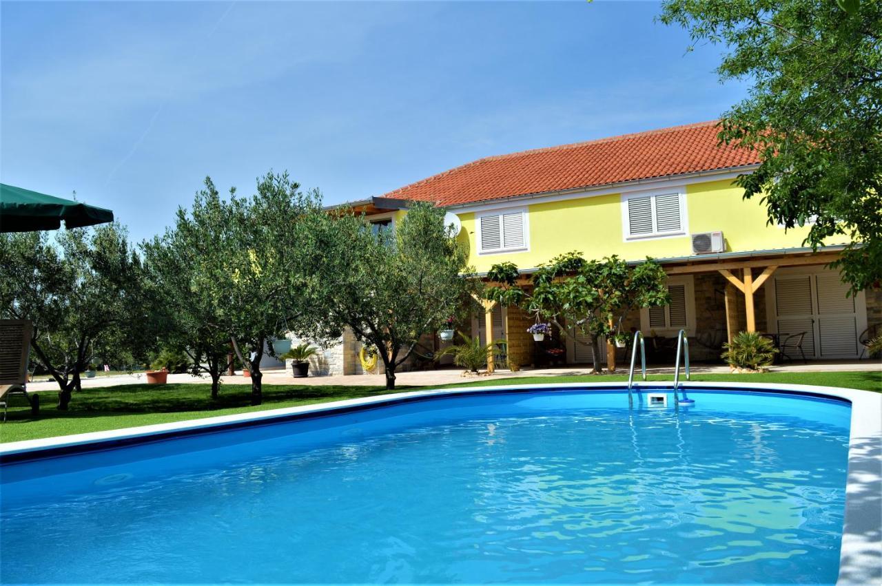 Studio Apartments Luka Biograd - เบนโควัส ภายนอก รูปภาพ