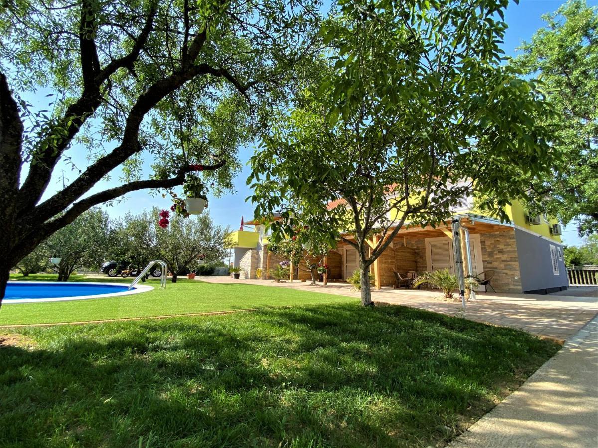 Studio Apartments Luka Biograd - เบนโควัส ภายนอก รูปภาพ