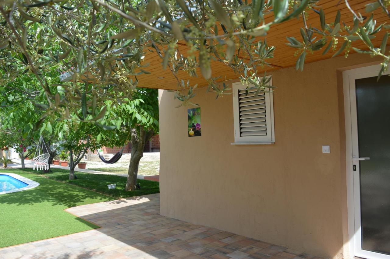 Studio Apartments Luka Biograd - เบนโควัส ภายนอก รูปภาพ