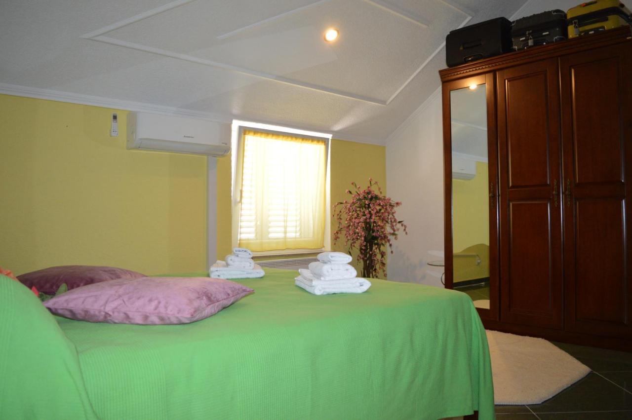 Studio Apartments Luka Biograd - เบนโควัส ภายนอก รูปภาพ