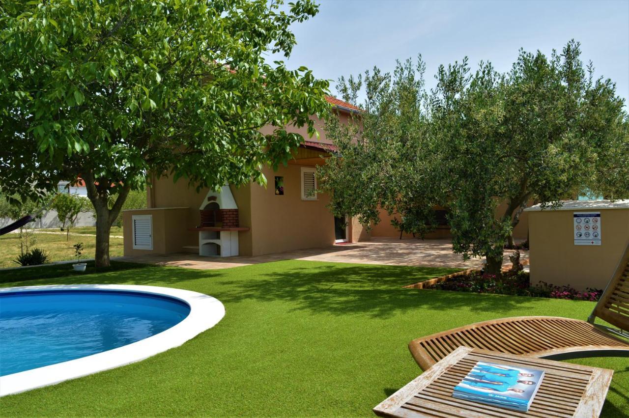 Studio Apartments Luka Biograd - เบนโควัส ภายนอก รูปภาพ